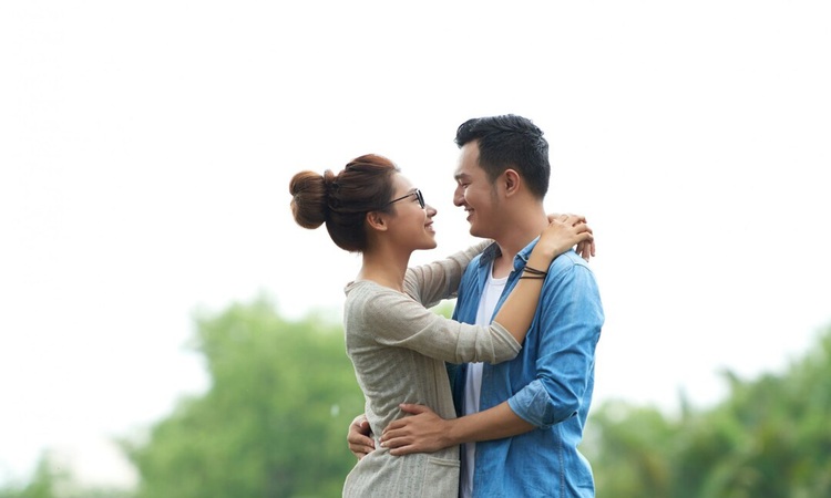 7 Tanda Pasangan Anda Akan Selalu Mencintai Anda (Meskipun Tidak Selalu Terlihat Seperti Itu), Menurut Psikologi ./Freepik. - Image