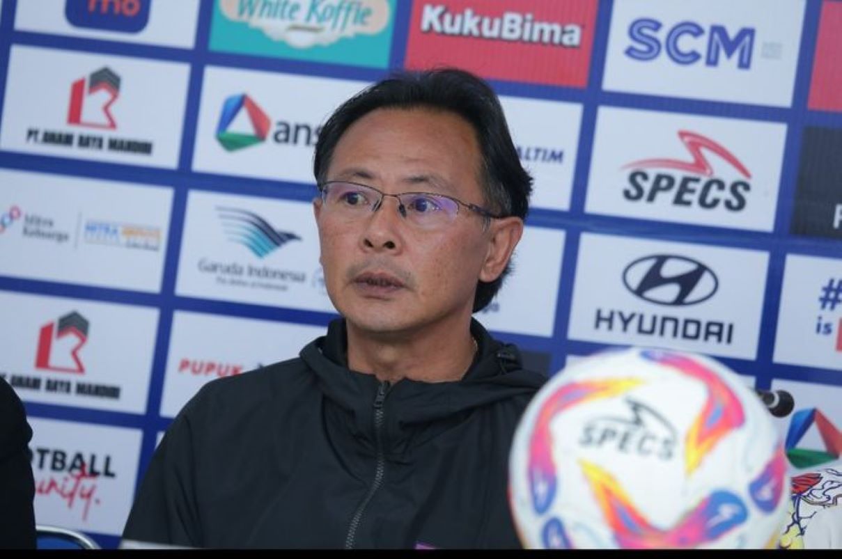 Pelatih Persis Solo Ong Kim Swee memuji permainan anak asuhnya kontra Borneo FC. (Persis Solo) - Image