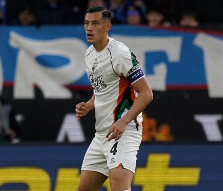 Jay Idzes kini jadi incaran Udinese dan Juventus. (Instagram @jayidzes) - Image