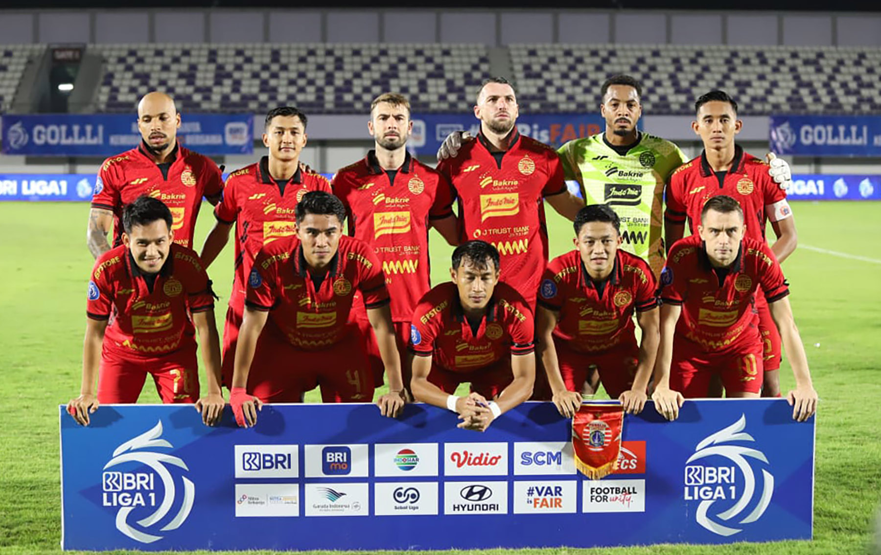 Persija Jakarta berhasil kembali ke jalur kemenangan dan persaingan gelar juara Liga 1 2024/2025 usai mengalahkan PSIS Semarang di Indomilk Arena, Tangerang, Rabu (5/3). (Dery Ridwansah/JawaPos.com)