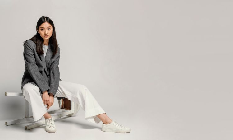 Ilustrasi rekomendasi outfit simple dan elegan. (freepik.com) - Image