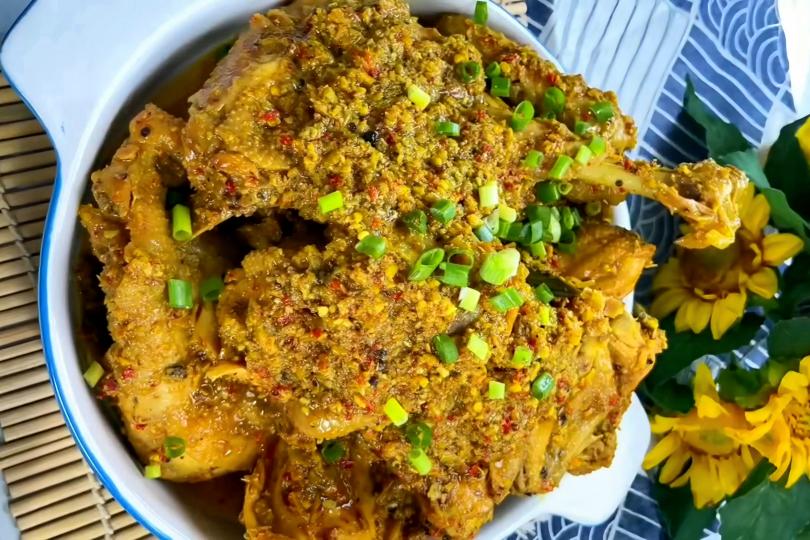 Resep Ayam Betutu ala Firhan MasterChef yang Lezat, Gurih, dan Cocok untuk Buka Puasa serta Sahur! (Instagram @firhanmci6) - Image