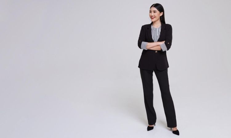 Ilustrasi rekomendasi outfit kantor yang nyaman (our-team/freepik.com) - Image