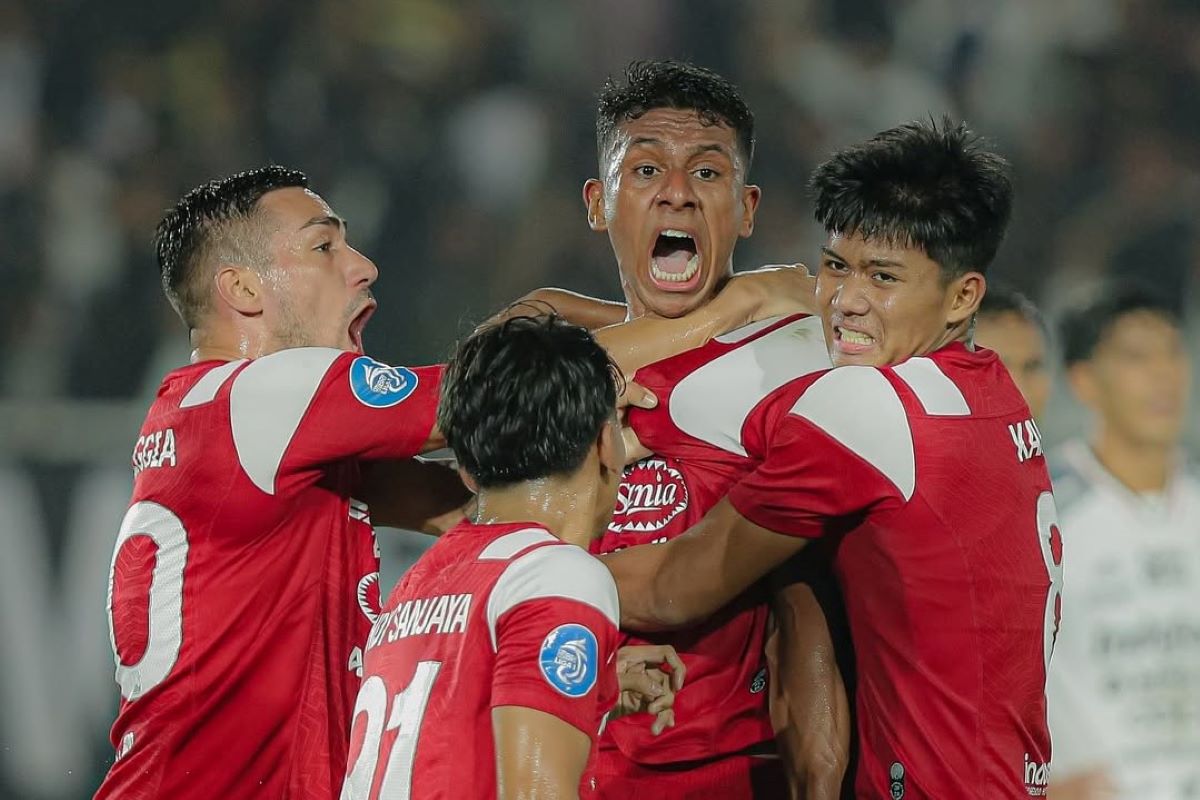 Cleylton Santos merayakan golnya ke gawang Bali United di laga Liga 1 2024/2025 (Dok. Persis Solo) - Image