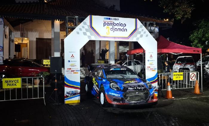Mobil yang dibawa di acara bukber pembalap 3 Djaman. - Image