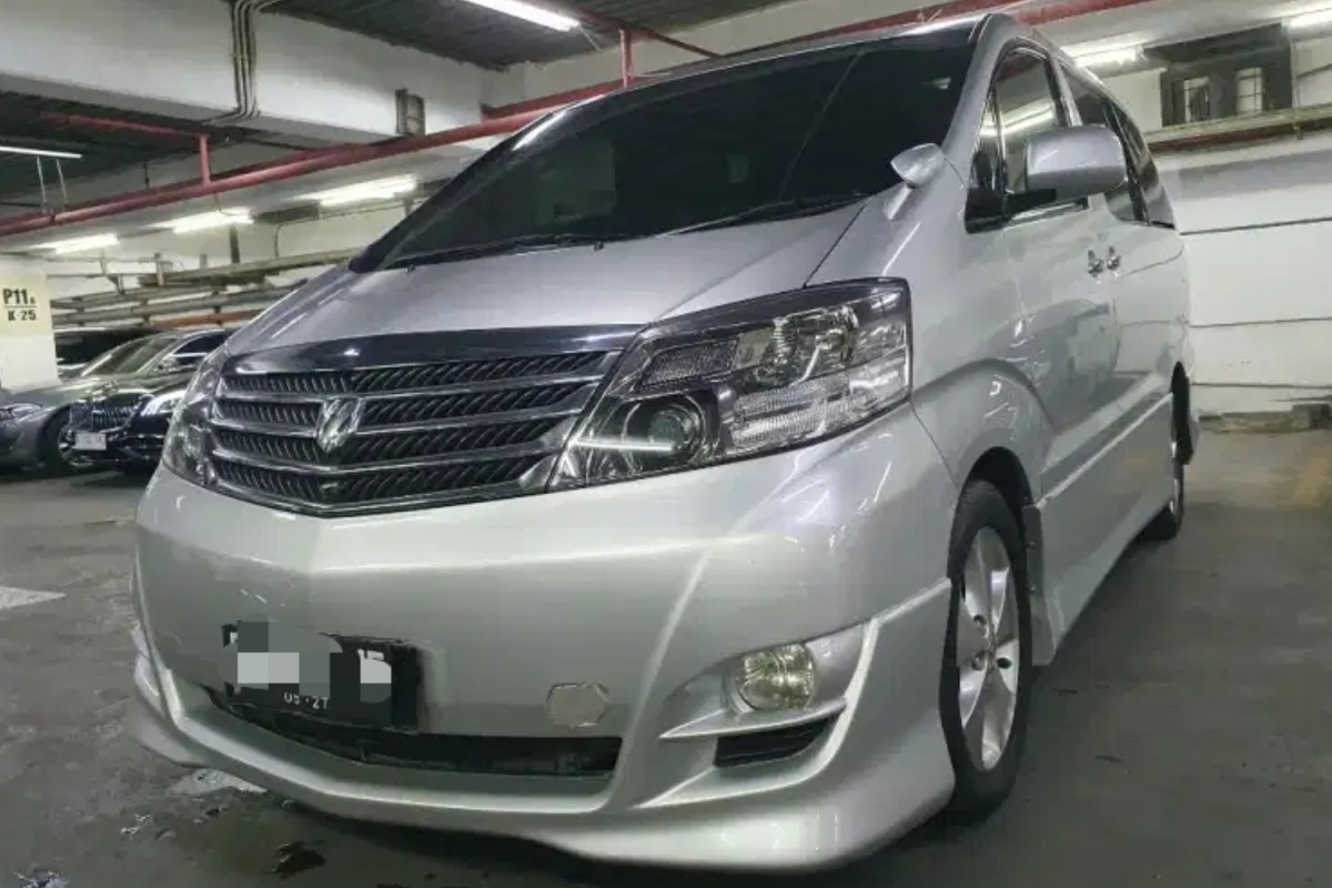 Toyota Alphard 2008. (olx) - Image