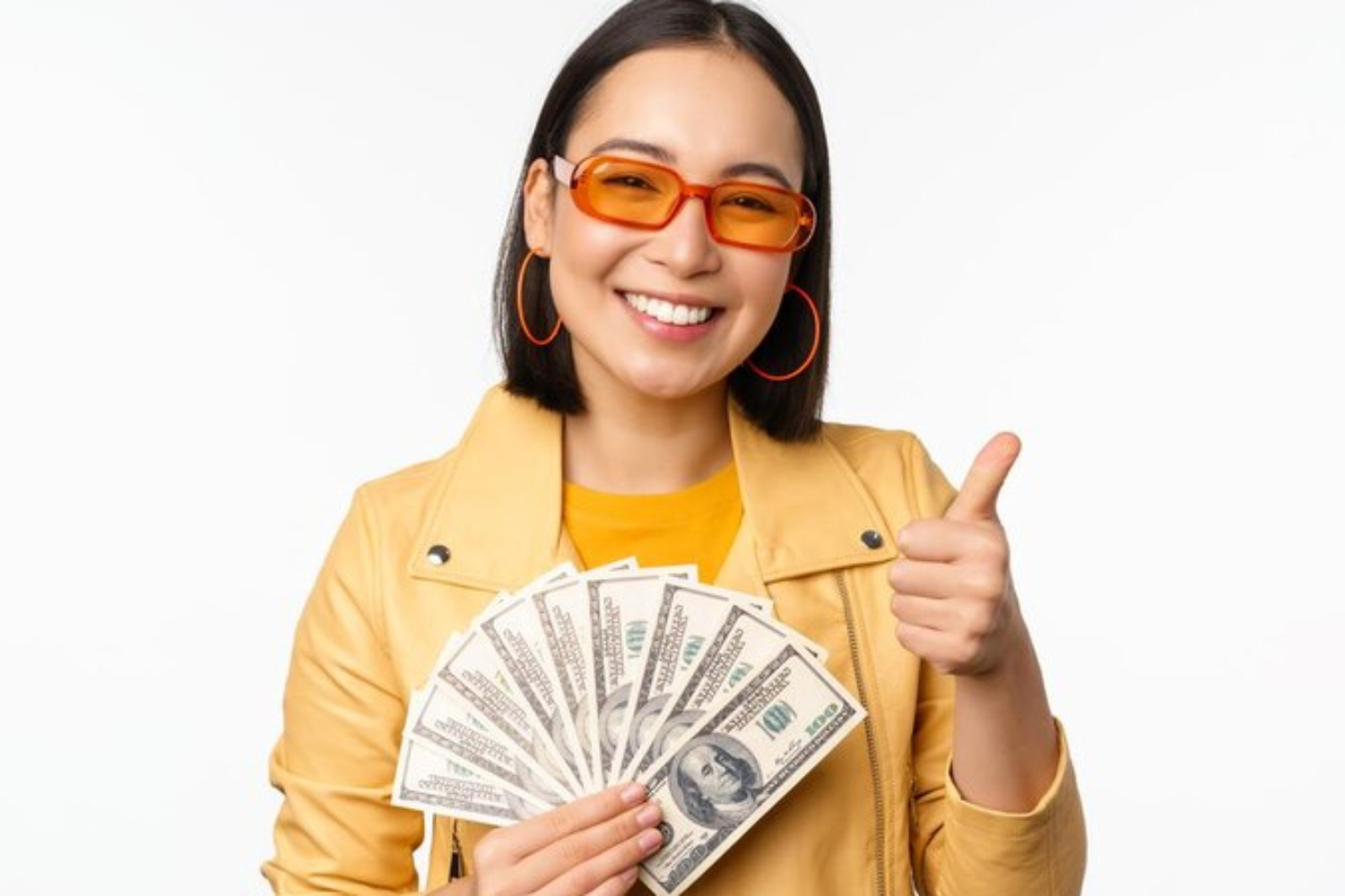 Ilustrasi orang yang menarik kelimpahan finansial. (Freepik) - Image