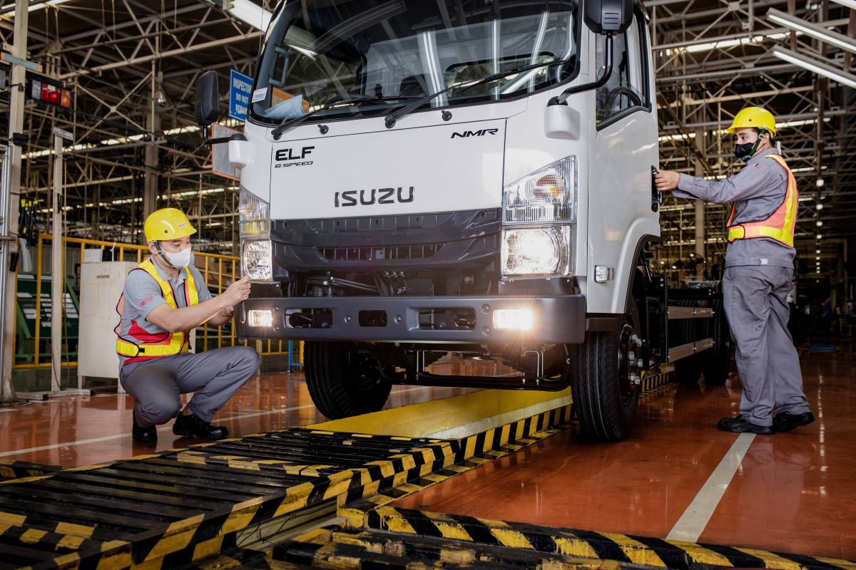 Isuzu Elf. (Istimewa) - Image