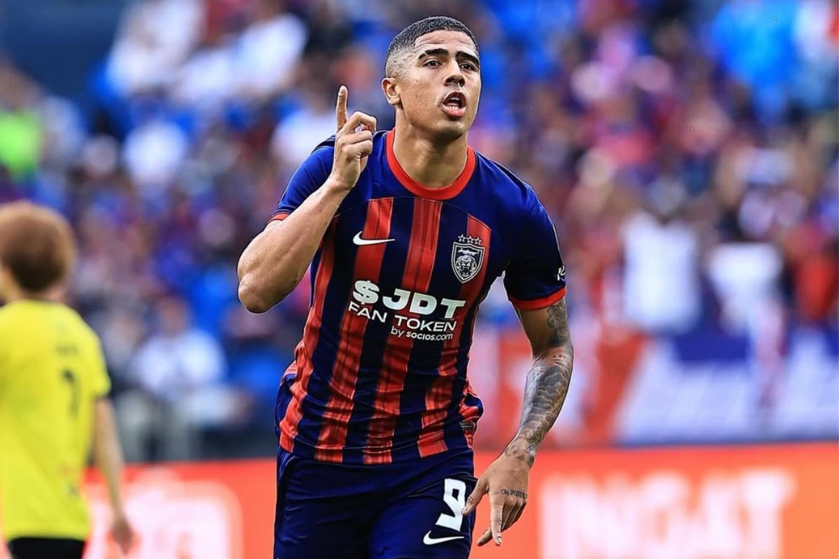Bergson Gustavo bisa jadi opsi menarik lini depan Persebaya Surabaya yang kerap buntu. (Media JDT) - Image