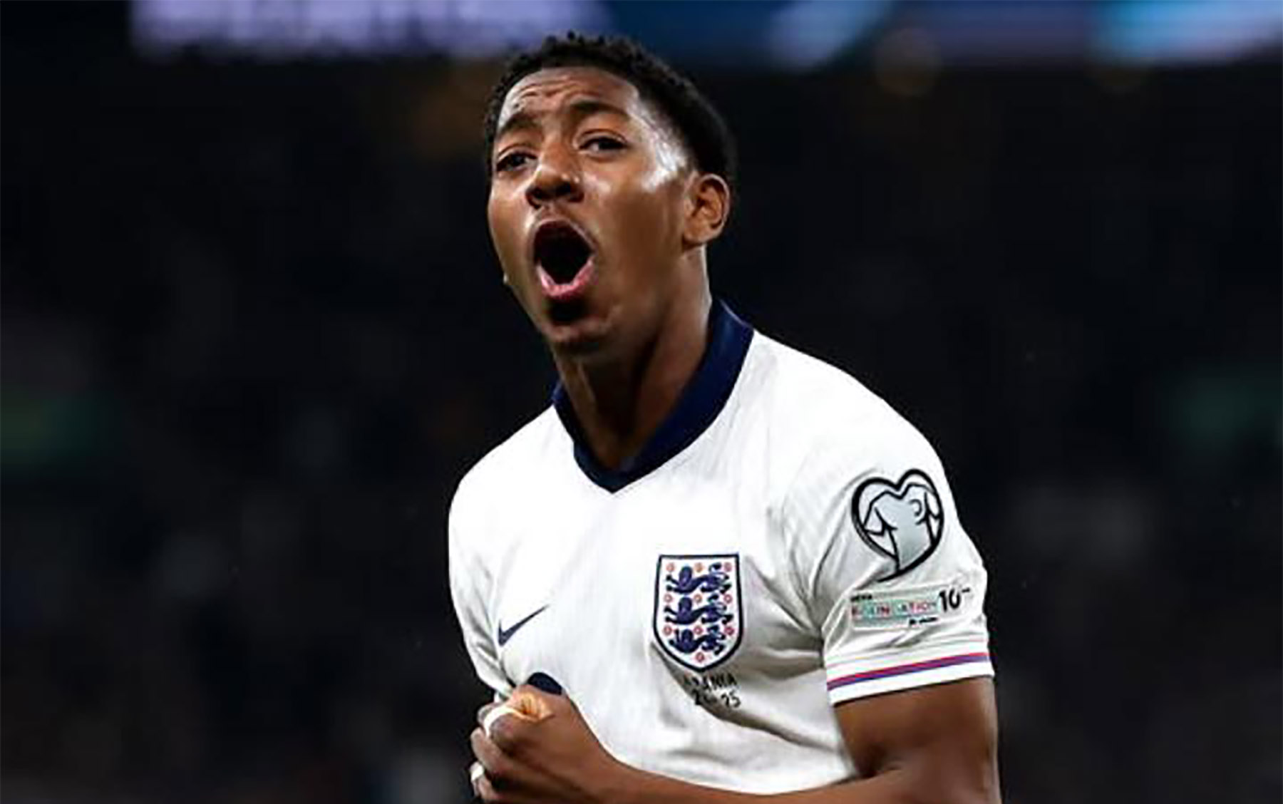 Myles Lewis-Skelly merayakan gol debutnya untuk Inggris dalam kemenangan 2-0 atas Albania di Wembley.(@england) - Image