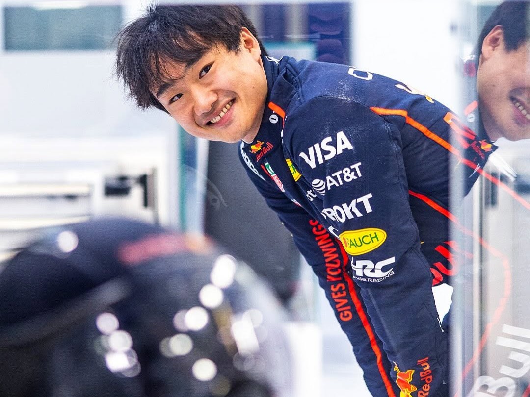 Yuki Tsunoda, pembalap F1 asal Jepang dari tim Red Bull Racing (Dok. Instagram @redbullracing) - Image