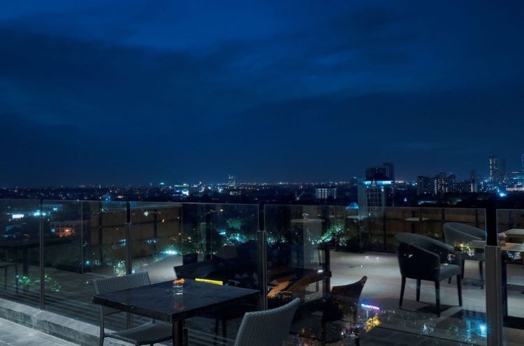 Ilustrasi- Rekomendasi cafe rooftop Instagramable di Surabaya (tripadvisor) - Image