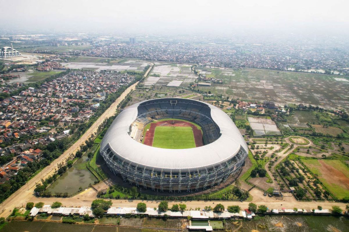 Markas Persib Bandung, Stadion Gelora Bandung Lautan Api dilirik perusahaan asuransi Allianz. (Dok. Persib Bandung) - Image