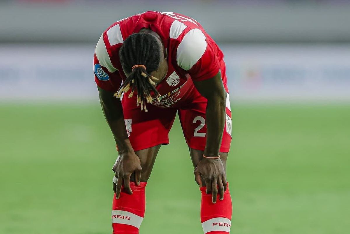 Pemain Persis Solo tertunduk lesu setelah kekalahan dari Malut United (Dok. Persis Solo) - Image