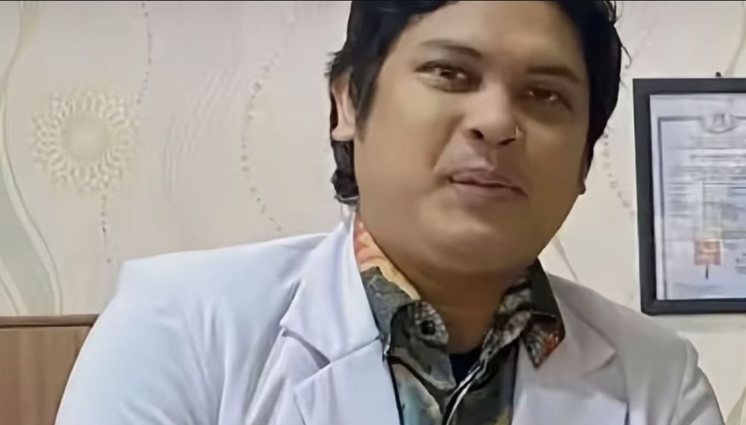Dokter kandungan dr. Iril Syafril. (Instagram @ahmadsahroni88). - Image
