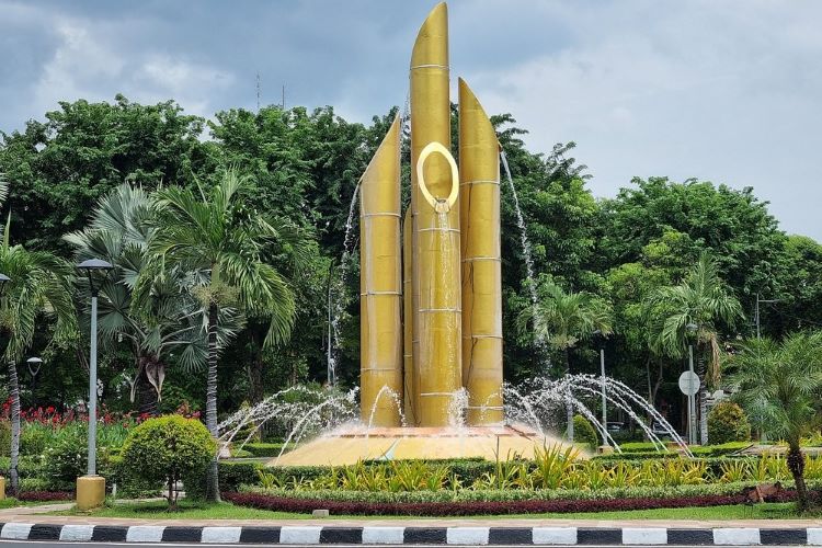 Ilustrasi- Monumen Bambu Runcing (2025) - Image