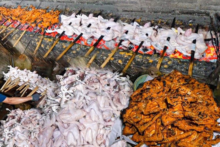 Ilustrasi-Ayam Panggang Banggi: Wisata Kuliner Viral dan Laris Kediri (Yusuf Farda Channel_youtube) - Image
