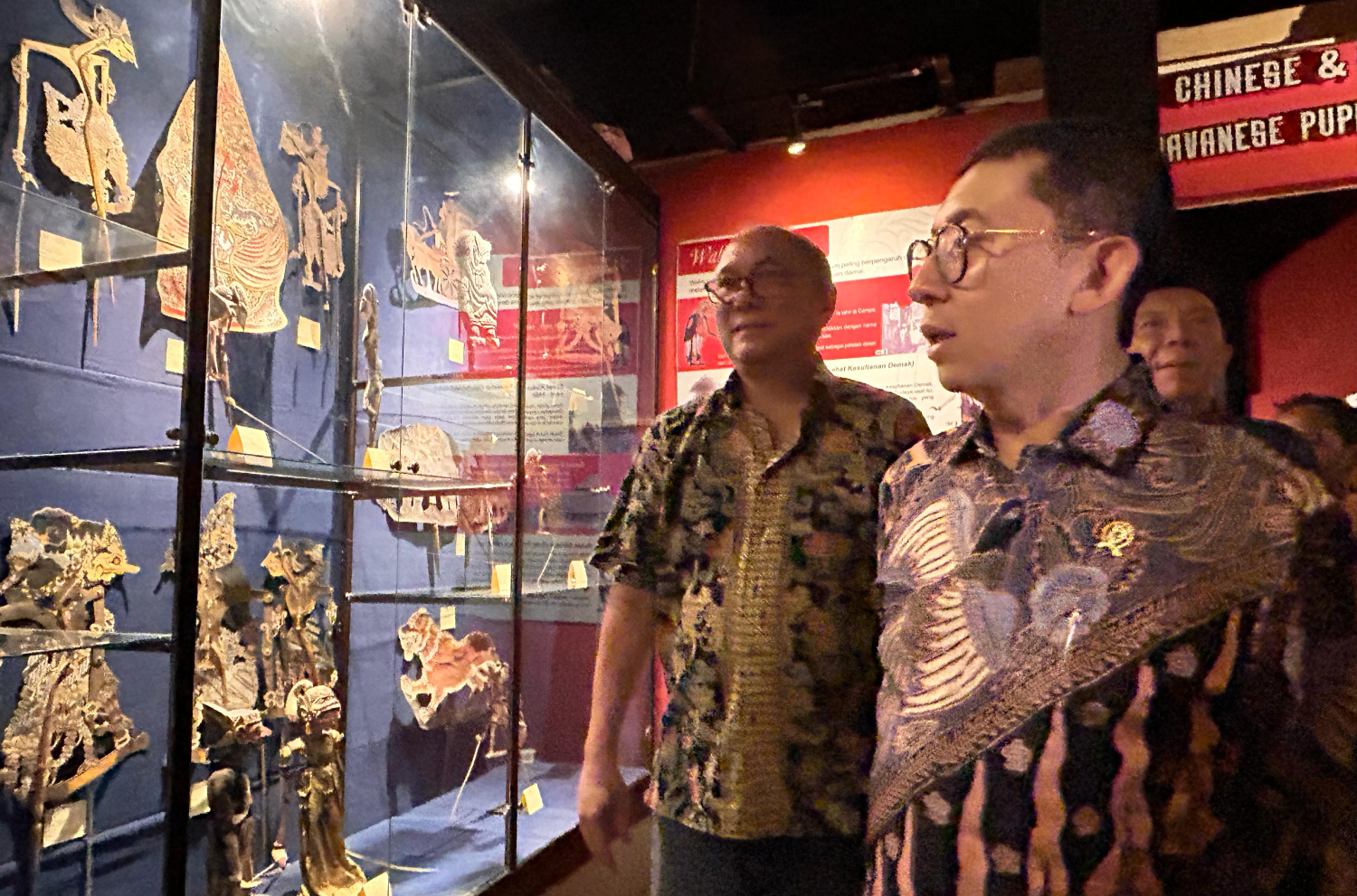Menteri Kebudayaan RI Fadli Zon saat berkunjung ke Indonesian Heritage Museum di Kawasan Jatim Park 1, Kota Batu, Malang, Minggu (20/4) malam. (Istimewa) - Image