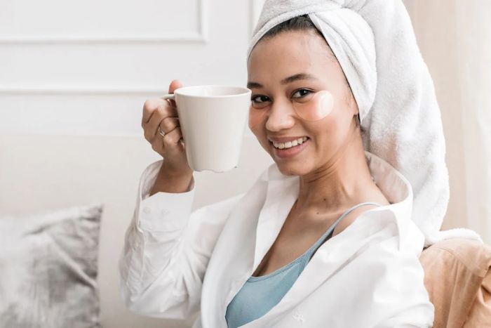 Ilustrasi delapan kebiasaan yang mungkin ditemukan oleh orang-orang yang merasa lebih "ringan" secara emosional setelah mandi./Pexels. - Image