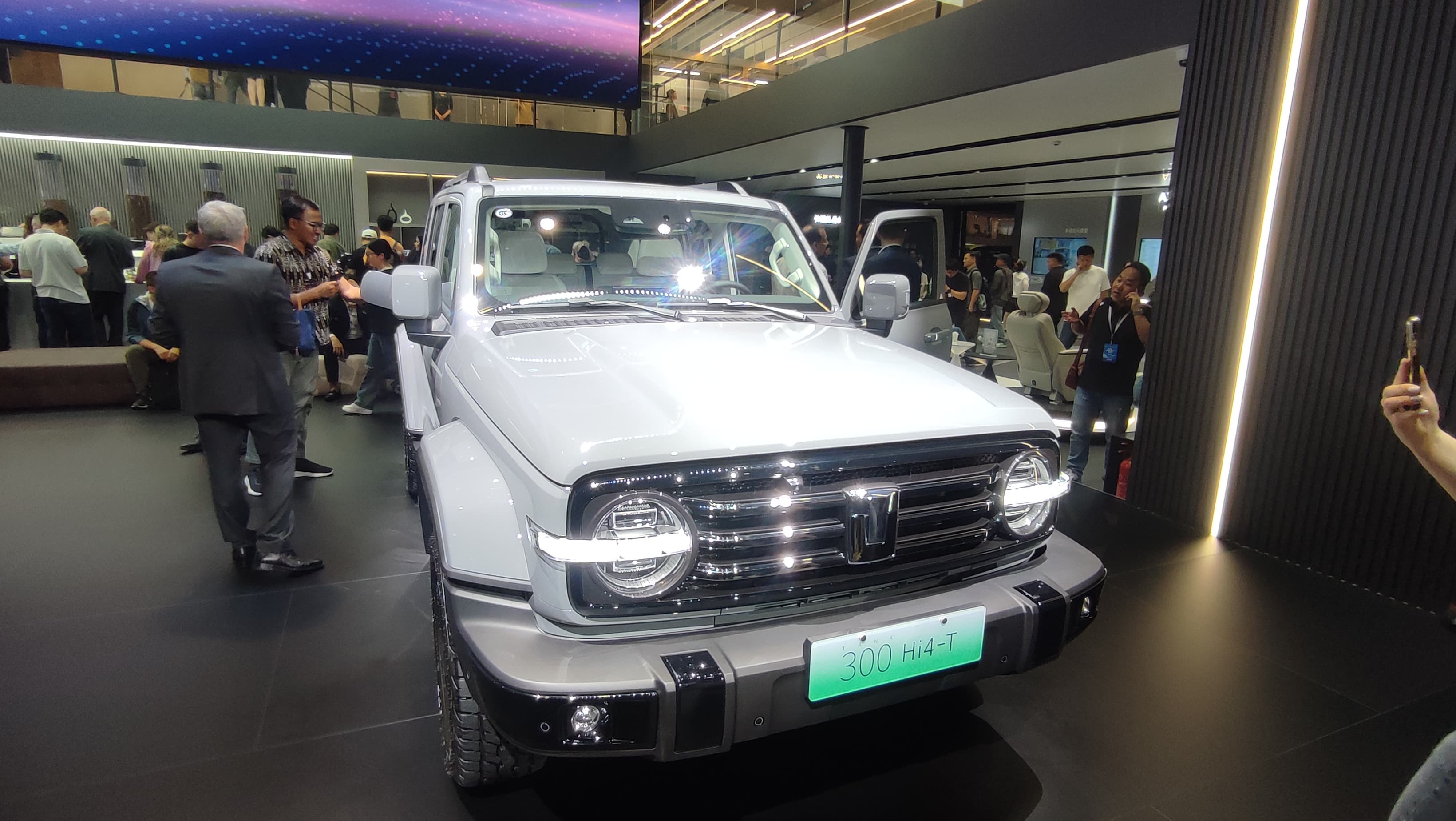 GWM Tank 300 Facelift di Shanghai Auto Show 2025. (Nanda Prayoga/JawaPos.com). - Image