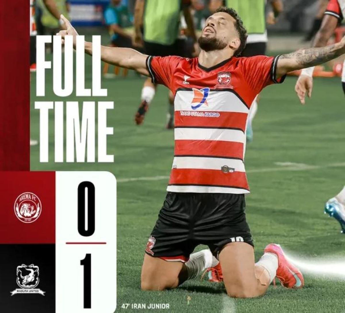 Iran Junior selebrasi cetak gol kemenangan Madura United ke gawang Arema FC di Stadion Kapten I Wayan Dipta, Bali. (@maduraunitedfc) - Image
