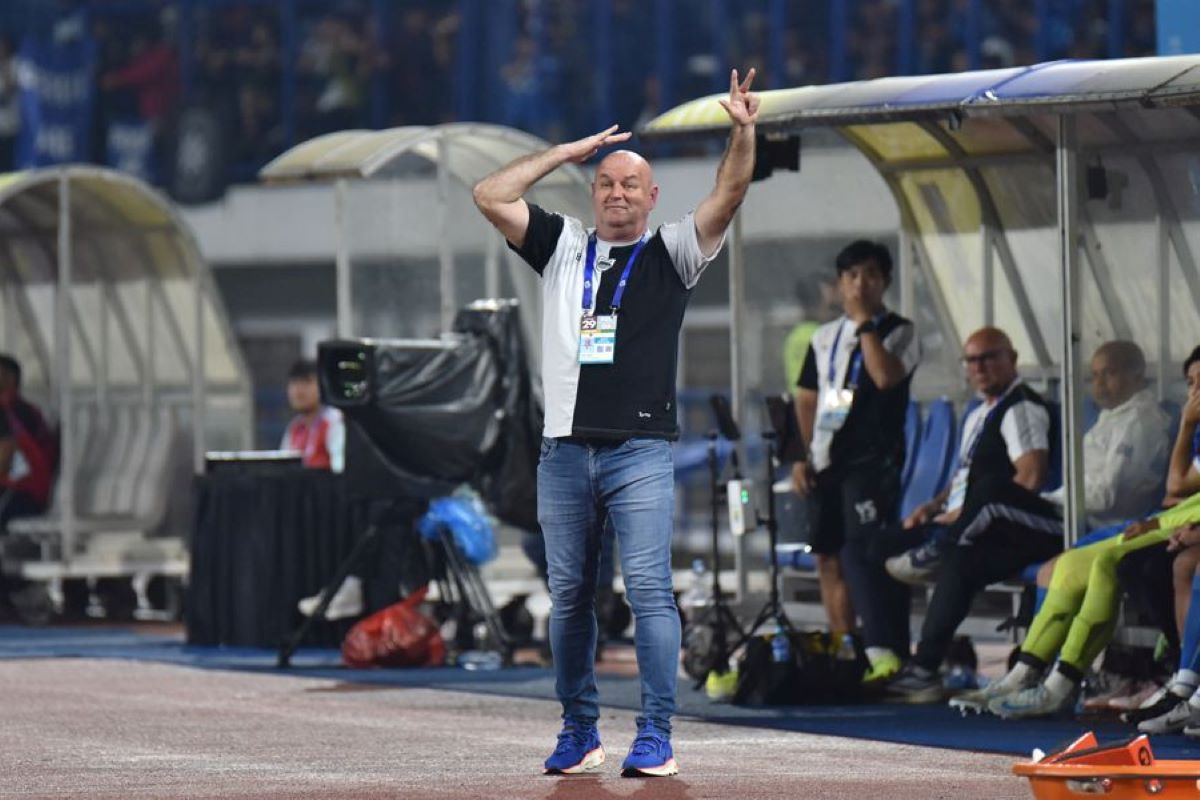 Pelatih Persib Bandung Bojan Hodak. (Dok. Persib Bandung) - Image