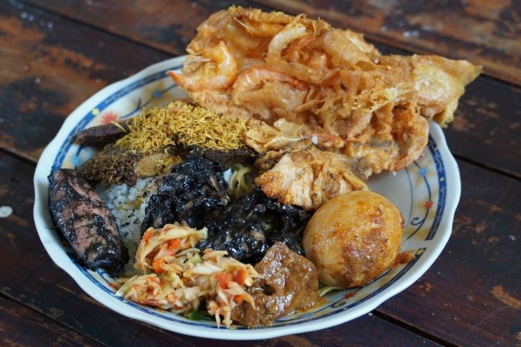 Nasi Madura yang sangat enak di Surabaya (Budiono Sukses-Youtube) - Image