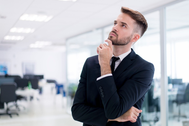 seseorang yang memiliki pola pikir seperti ceo. (Freepik/freepik) - Image