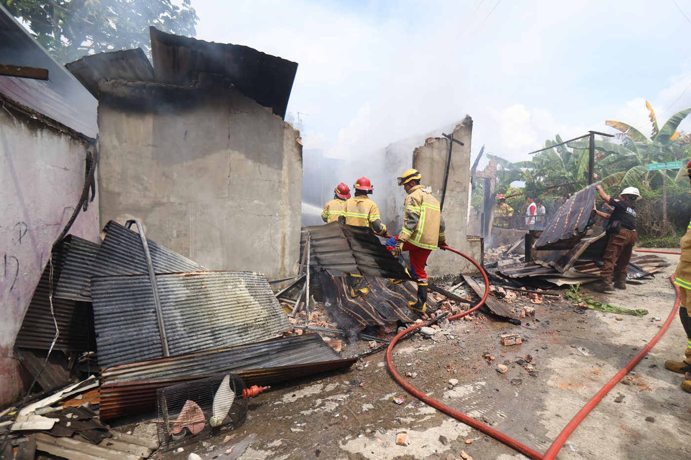 Kebakaran terjadi di Jalan Hidayah 2, RT 2, Kelurahan Sungai Nangka, Balikpapan Selatan, Jumat (2/5/