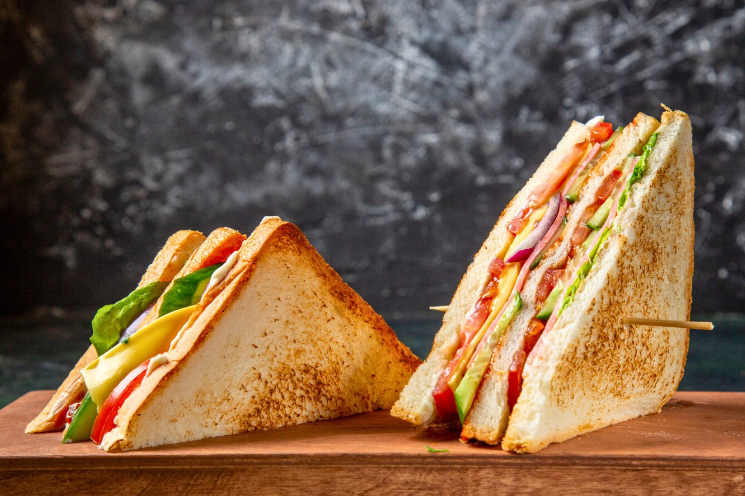 Ilustrasi sandwich (Freepik) - Image