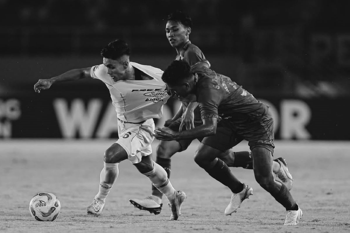Pertandingan antara Persis solo vs Arema FC pekan ke-31 Liga 1 musim 2024/2025, Senin (5/5). (Dok. Persis) - Image