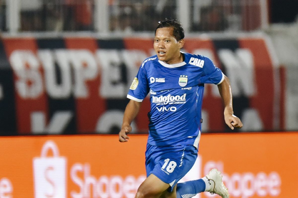 Gelandang Persib Bandung Adam Alis. (Dok. Persib Bandung) - Image