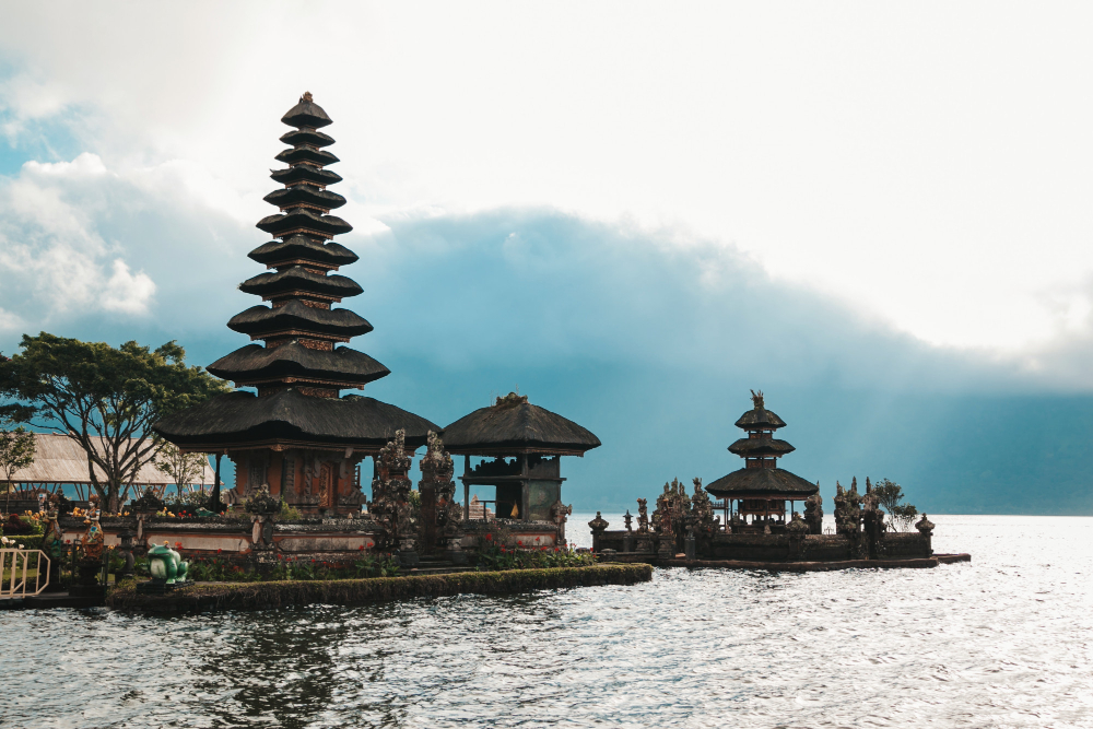 llustrasi Pura Ulun Danu Bratan, Bali. - Image