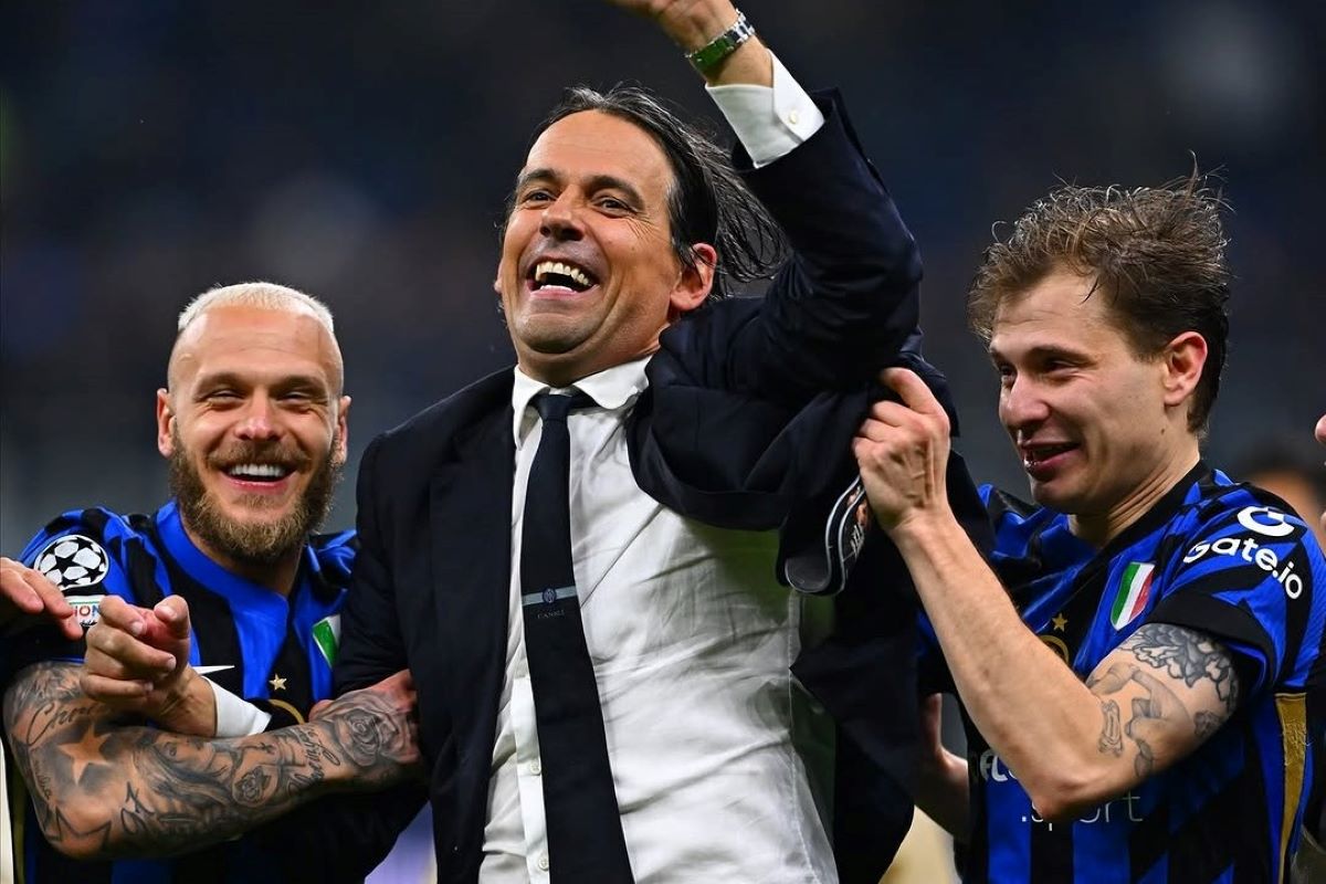 Pelatih Inter Milan Simone Inzaghi merayakan keberhasilan melaju ke final UCL. (Dok. Inter) - Image
