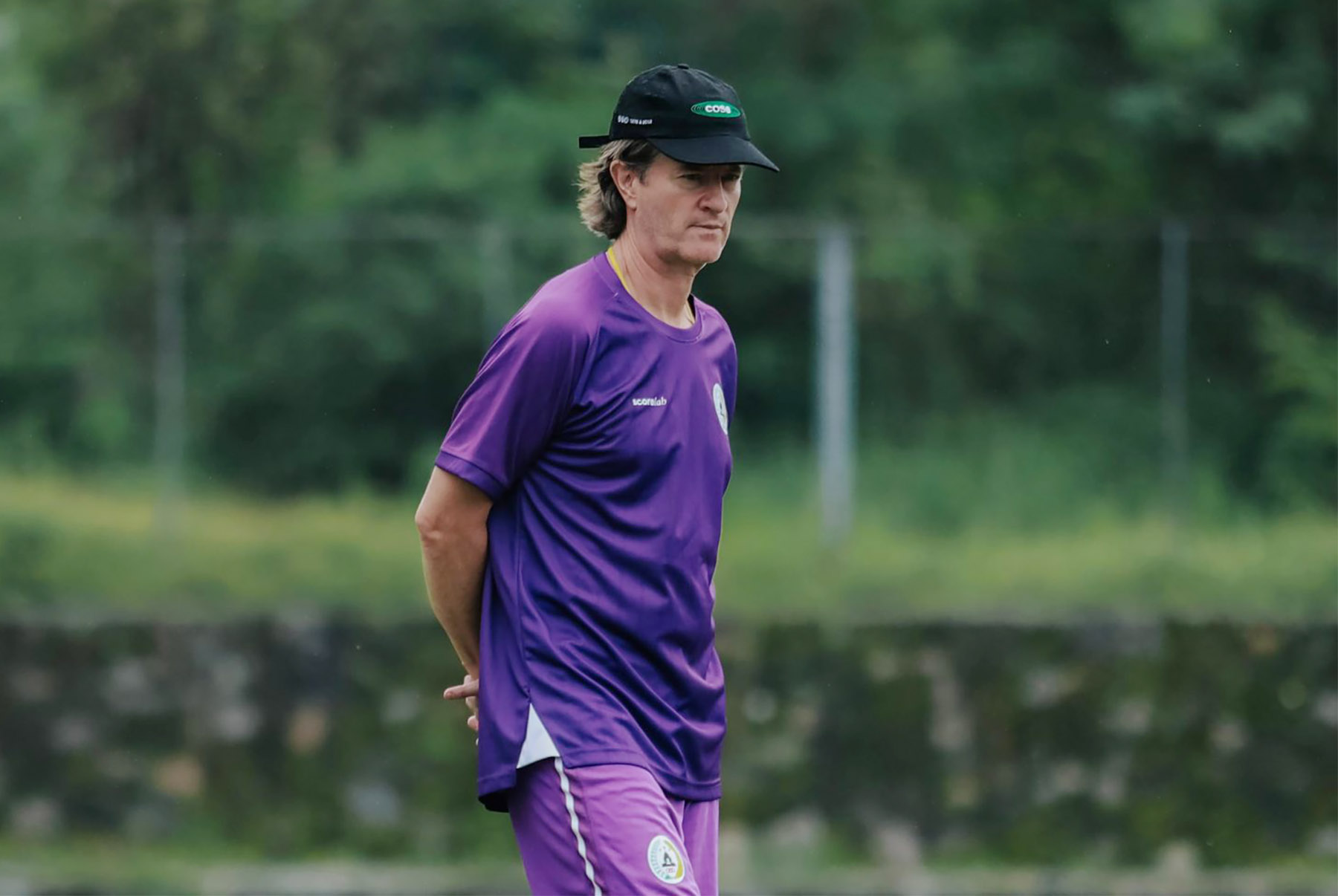 Pelatih PSS Sleman Pieter Huistra Pede Kalahkan PSIS Semarang. - Image