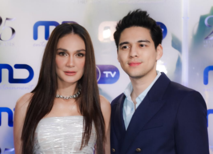 Luna Maya dan Maxime Bouttier (Dok. Instagram @lunamaya) - Image