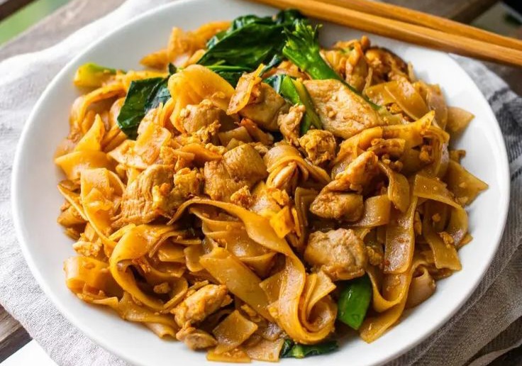 Rekomendasi kwetiau goreng halal paling hits di Surabaya - Image