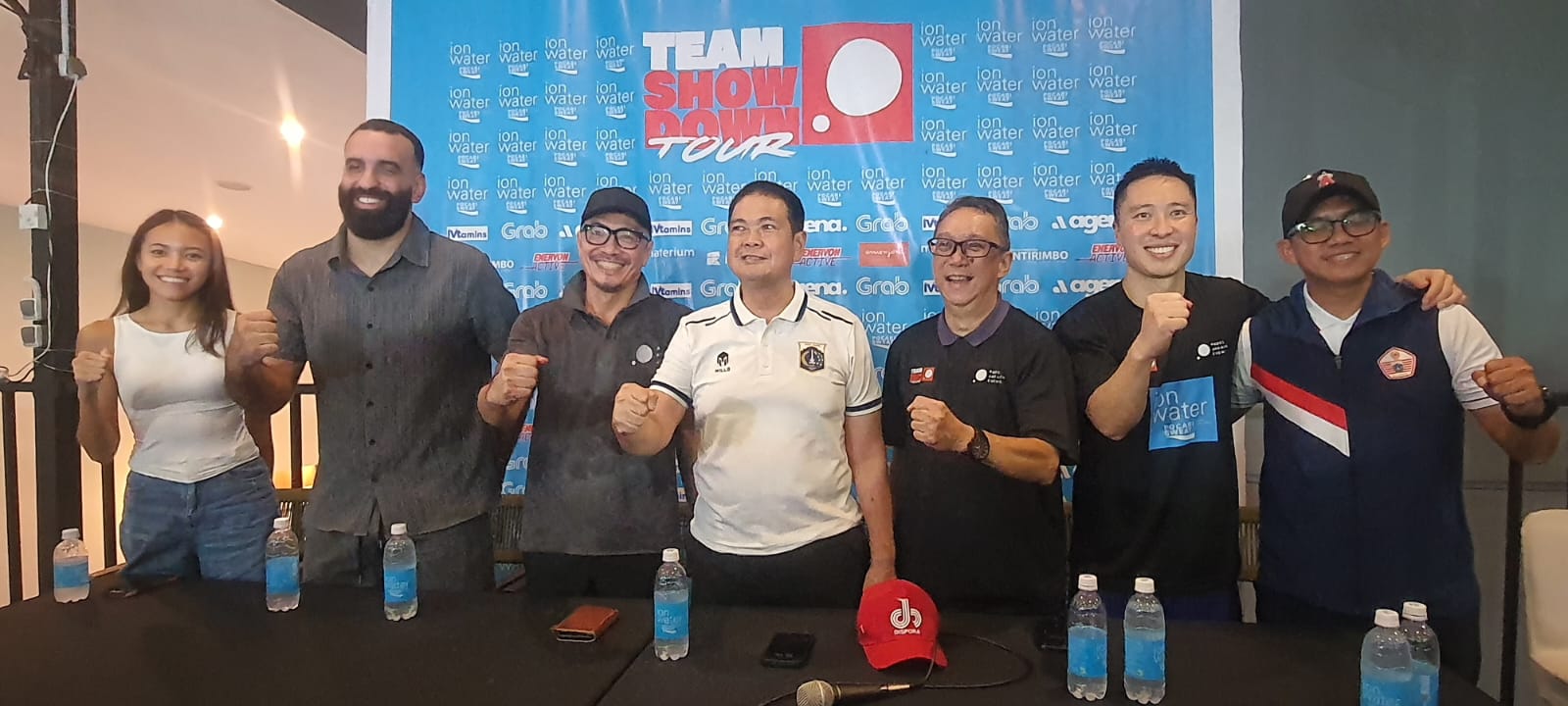 Ion Water Team Showdown diikuti 300 peserta dengan 40 tim padel yang berpartisipasi. Ada 77 pertandingan yang dilangsungkan di Ace Padel Club selama dua hari pada 10 dan 11 Mei 2025. - Image