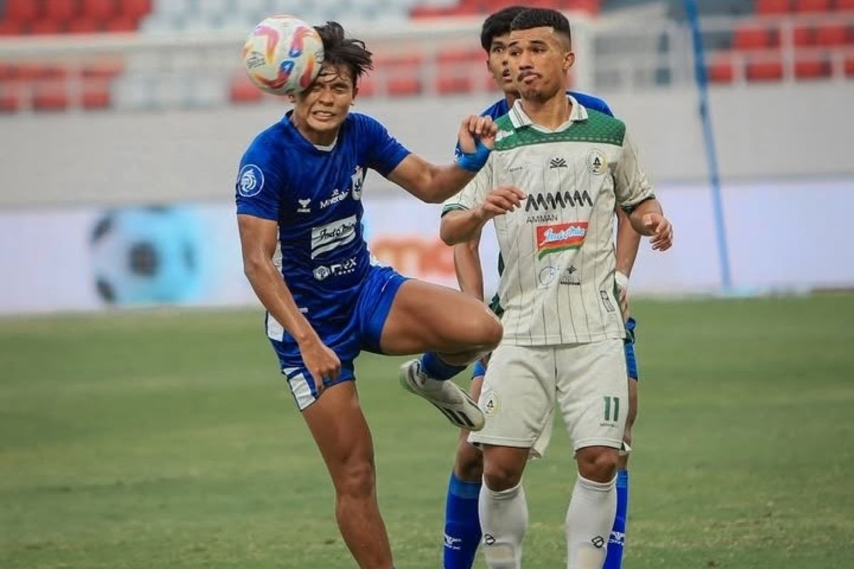 Laga PSIS Semarang menghadapi PSS Sleman yang membuat Mahesa Jenar terdegradasi karena kalah 1-2. (Media PSIS) - Image