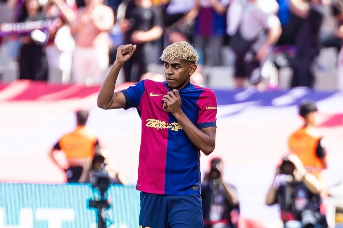 main-apik-musim-ini-wonderkid-barcelona-lamine-yamal-dijagokan-bakal