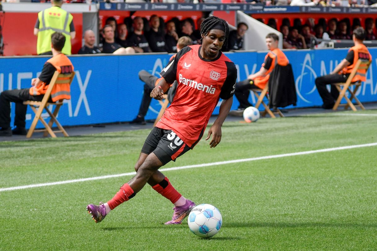 Bek kanan Bayer Leverkusen Jeremie Frimpong. (Dok. Florian Plettenberg) - Image