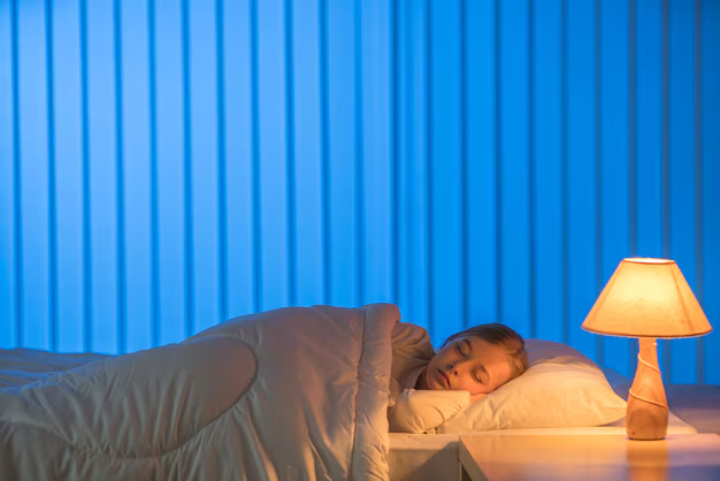 seseorang yang selalu tidur pada waktu yang sama./Freepik. - Image