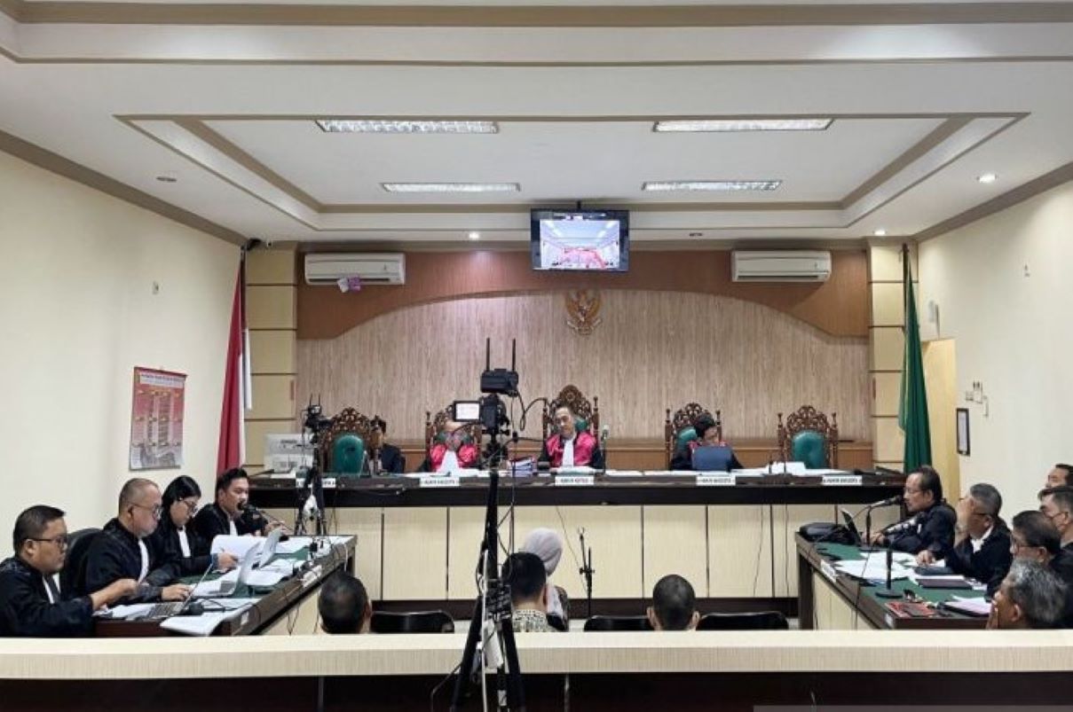 Sidang lanjutan perkara korupsi di Dinas PUPR Kalsel di Pengadilan Tipikor Banjarmasin, Kamis (22/5). (Firman/Antara) - Image