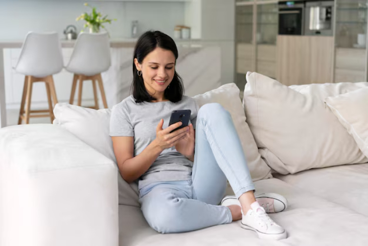 seseorang yang menonaktifkan tanda sudah dibaca di whatsapp - Image