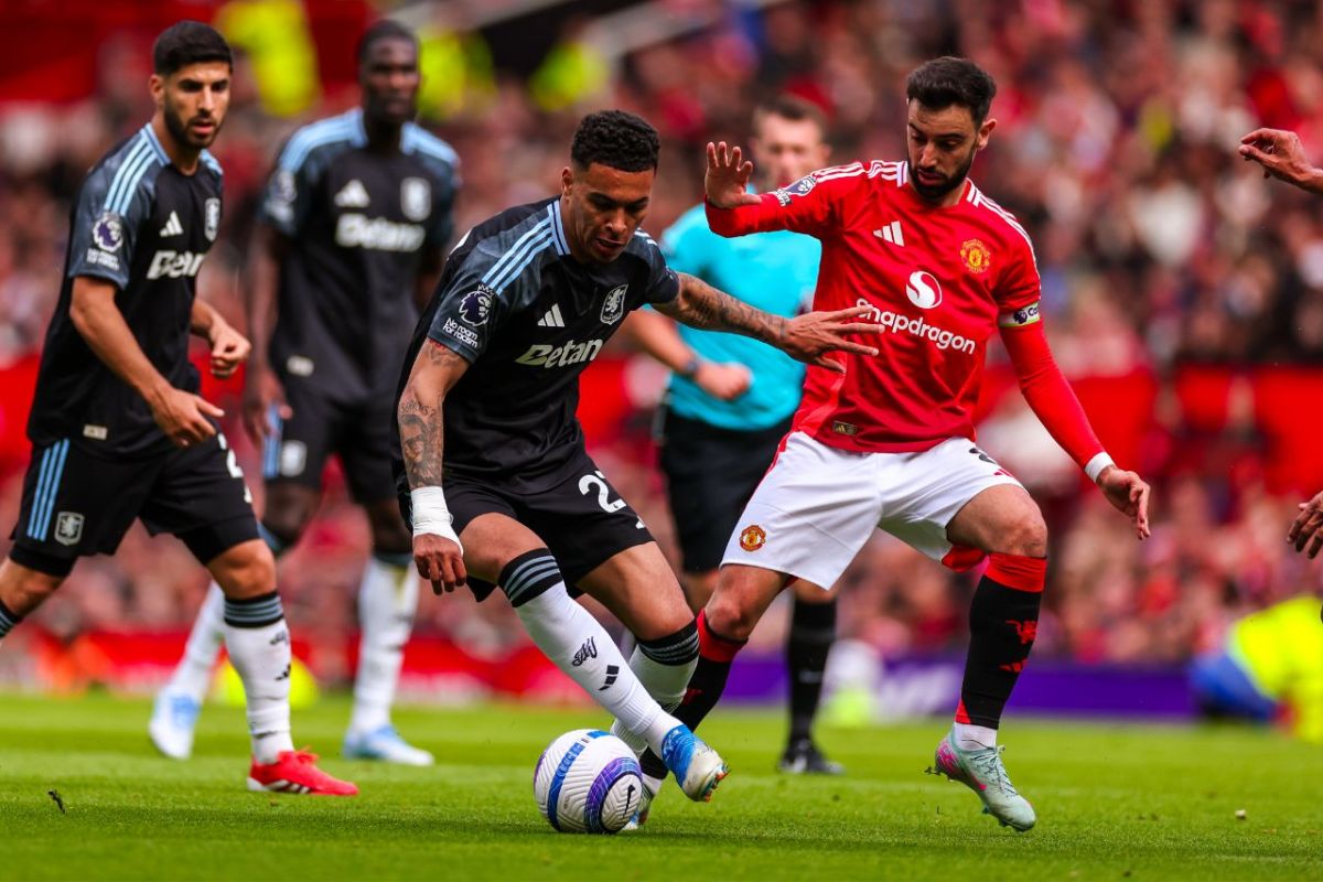 Aston Villa lawan MU di Old Trafford. (X/Aston Villa) - Image