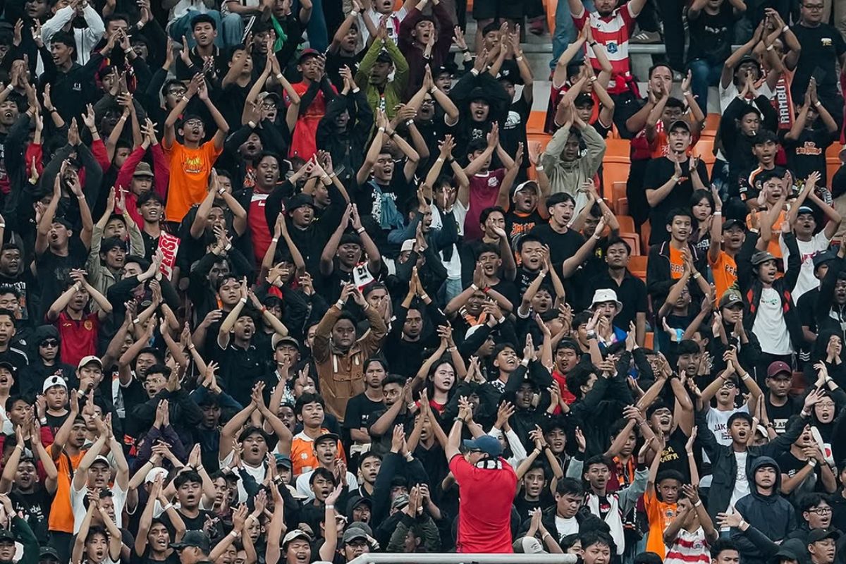 Suporter Persija Jakarta tunjukkan loyalitasnya di Liga 1 Indonesia 2024/2025. (Media Persija) - Image