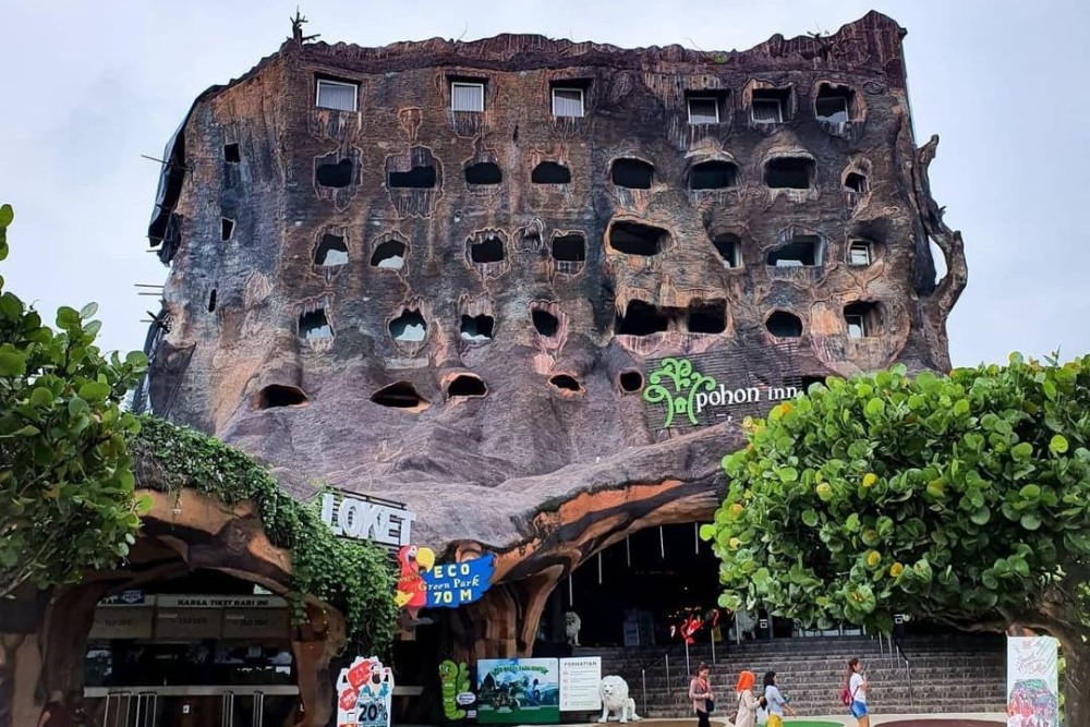 Pohon Inn jadi satu-satunya hotel di dalam kawasan Jatim Park 2. (Instagram/@yoiki_malang) - Image