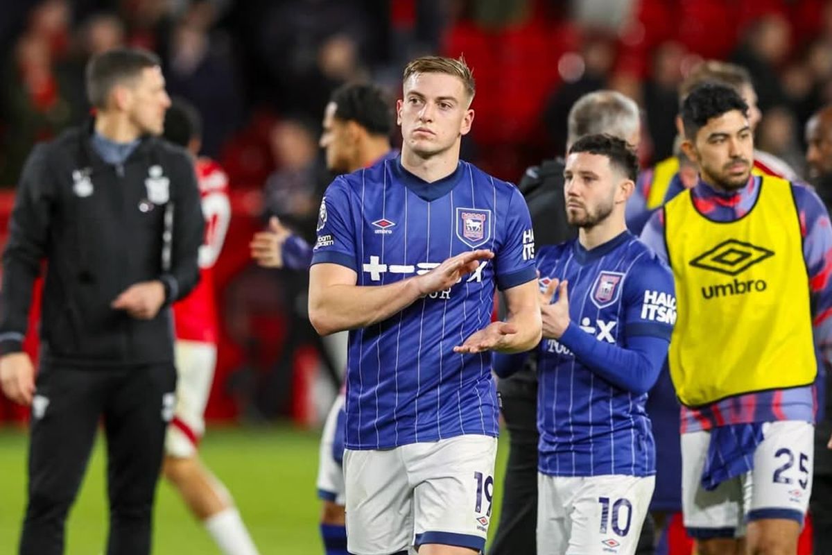 Liam Delap usai laga Nottingham Forest vs Ipswich Town. (IG: @liamdelap7) - Image
