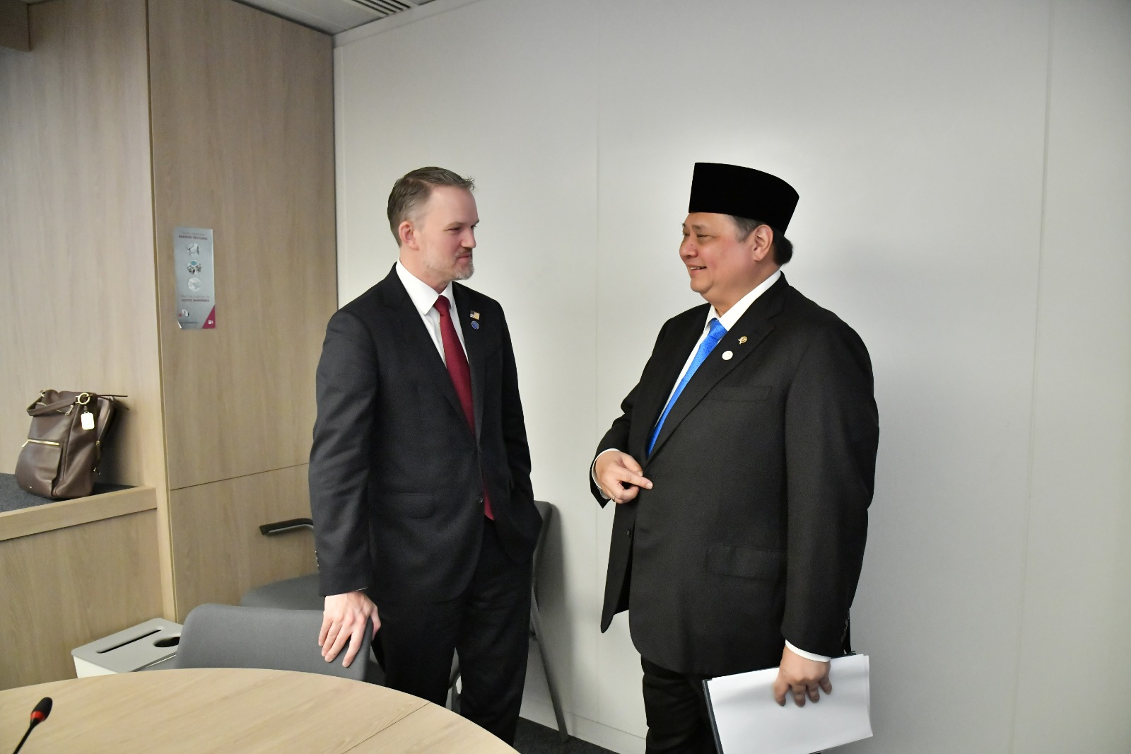 Menteri Koordinator Bidang Perekonomian, Airlangga Hartarto melakukan pertemuan dengan United States Trade Representative (USTR), Jamieson Greer. (Istimewa). - Image