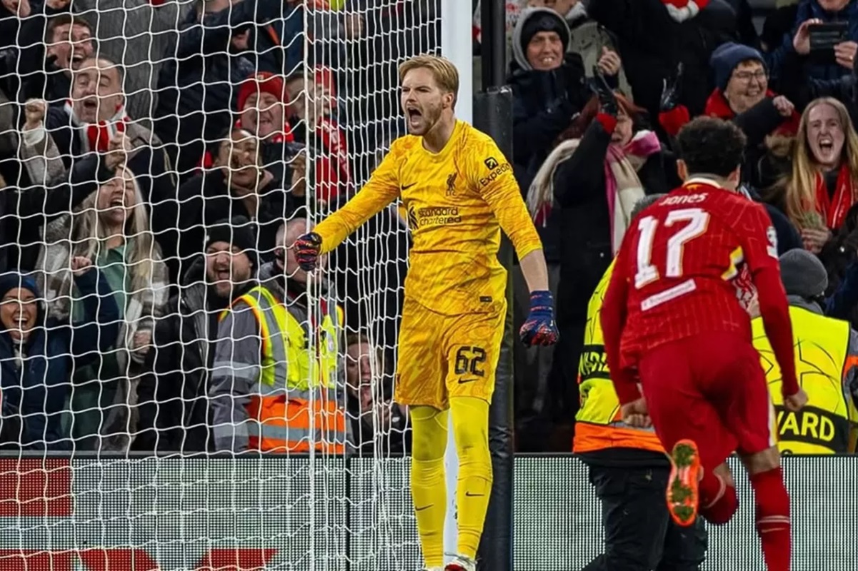 Caoimhin Kelleher usai gagalkan penalti Kylian Mbappe di laga Liverpool vs Real Madrid. (Instagram @caimhinkelleher98) - Image